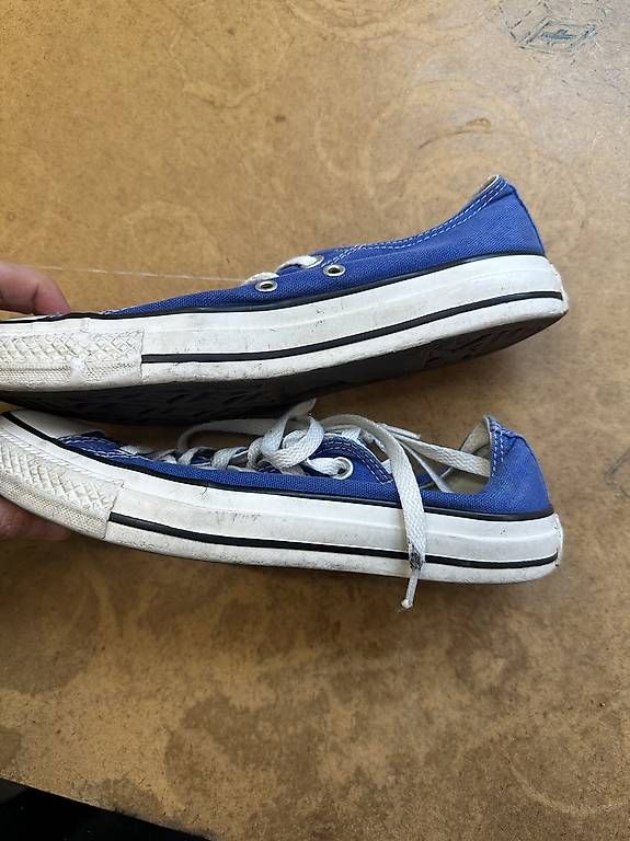 Scarpe da uomo: Converse Blau Gr. 37 – Usato da Bonstetten venduto da YinNation 2