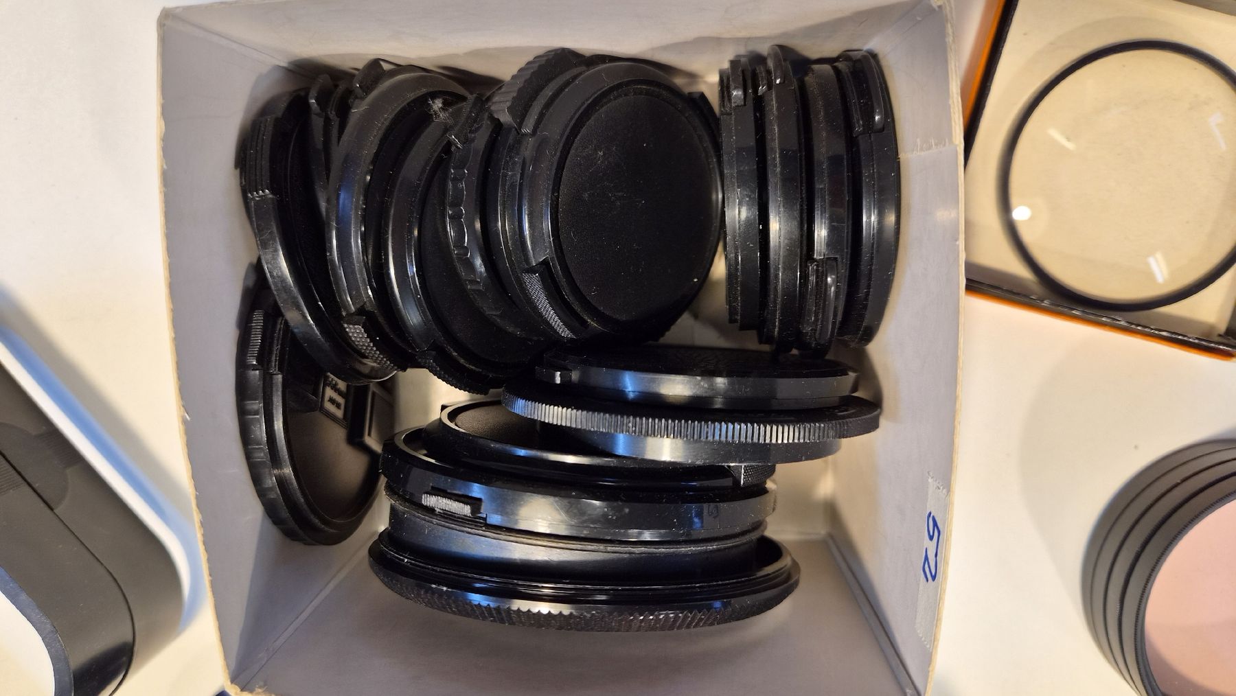 Obiettivi: viele Filter, Adapter, Sonnenblenden und Objektivdeckel – Usato da Herisau venduto da Musikfestival 8