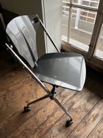Stuhl mit Rollen