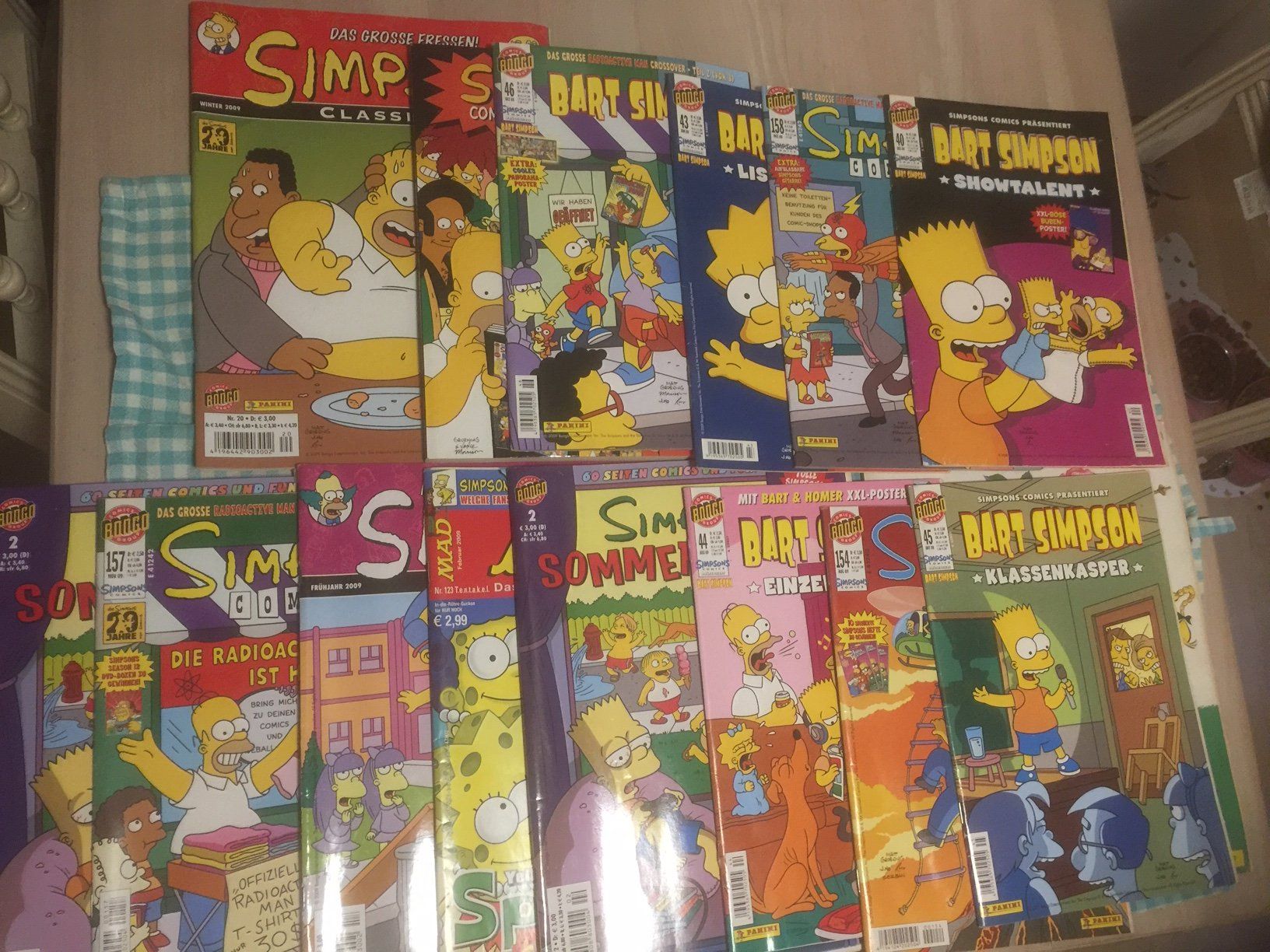 Fumetti: 14 Stück diverse alte Simpsons Comics- Hefte – Usato da Bolligen venduto da Astrophysiker06