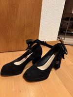 Elegante Schwarze Schuhe mit Schleife, Grösse 39, Neu!