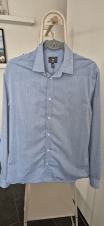 Herren Hemd H&M Slim Fit hellblau Grösse M 