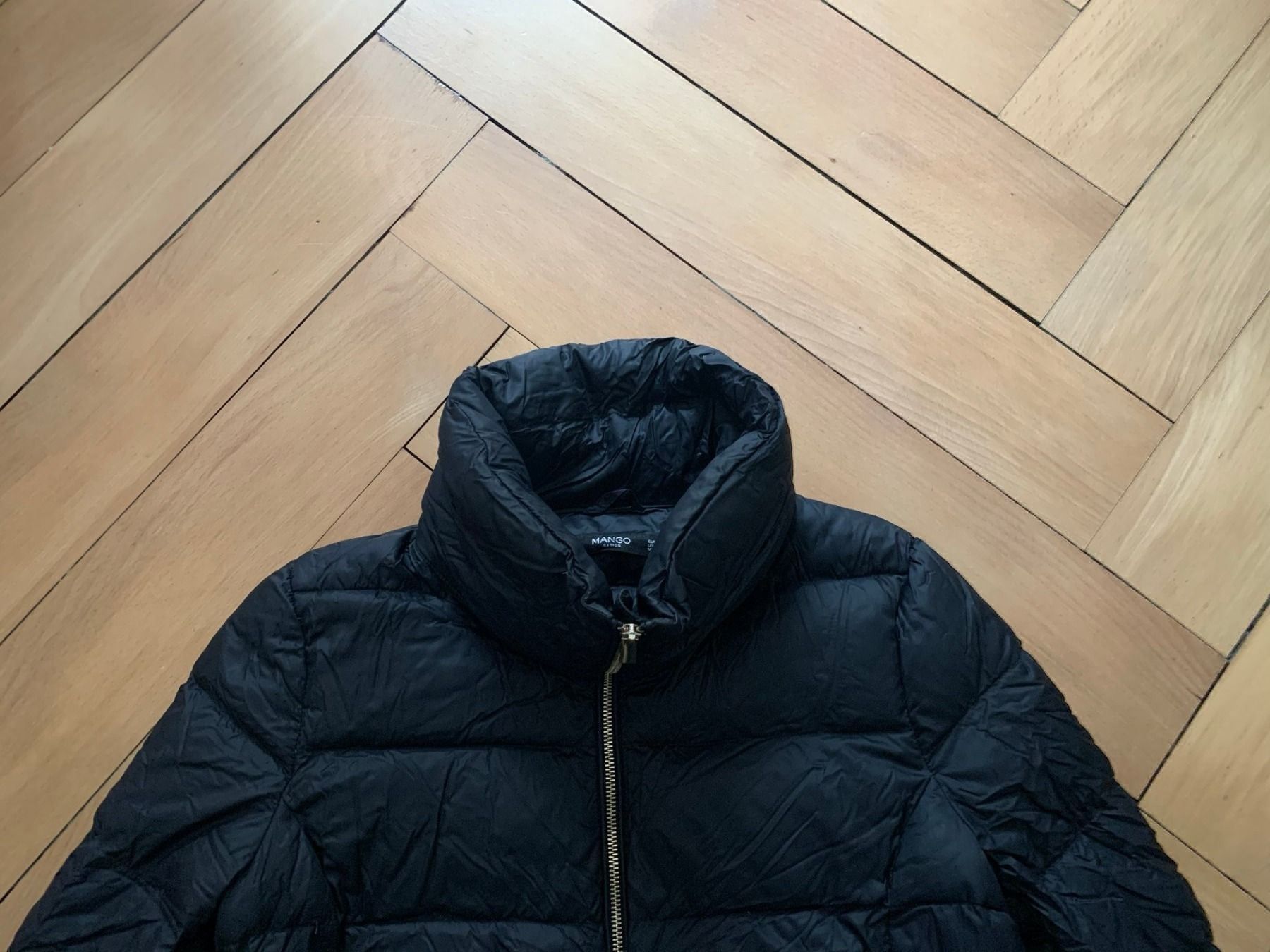 Mango Giacche: MANGO - Daunenjacke schwarz M – Usato da Zürich venduto da Diazaio 1
