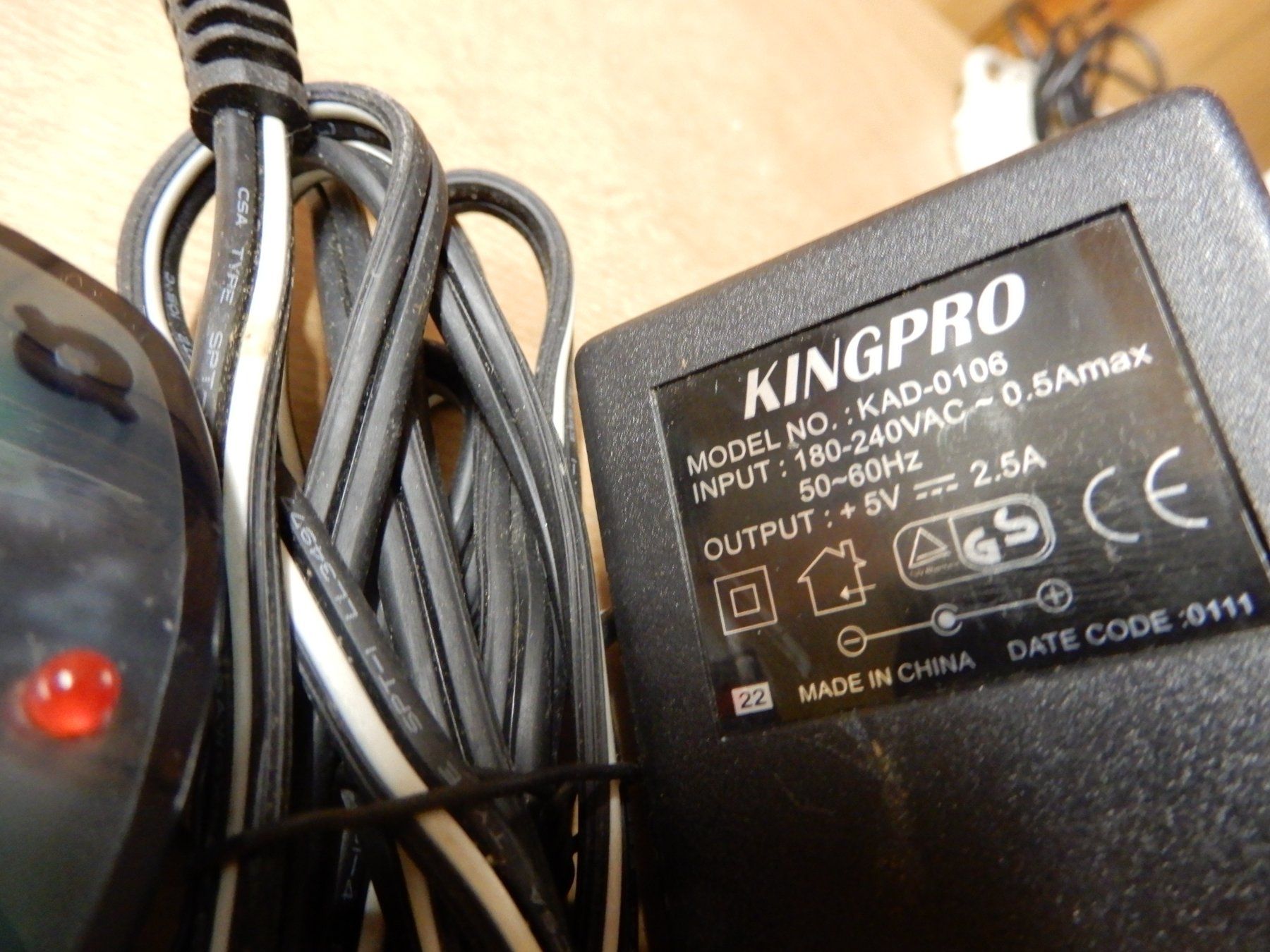 Hub & Switch: Kingpro USB Hub mit Netzteil – Usato da Worben venduto da MaKo3252 2