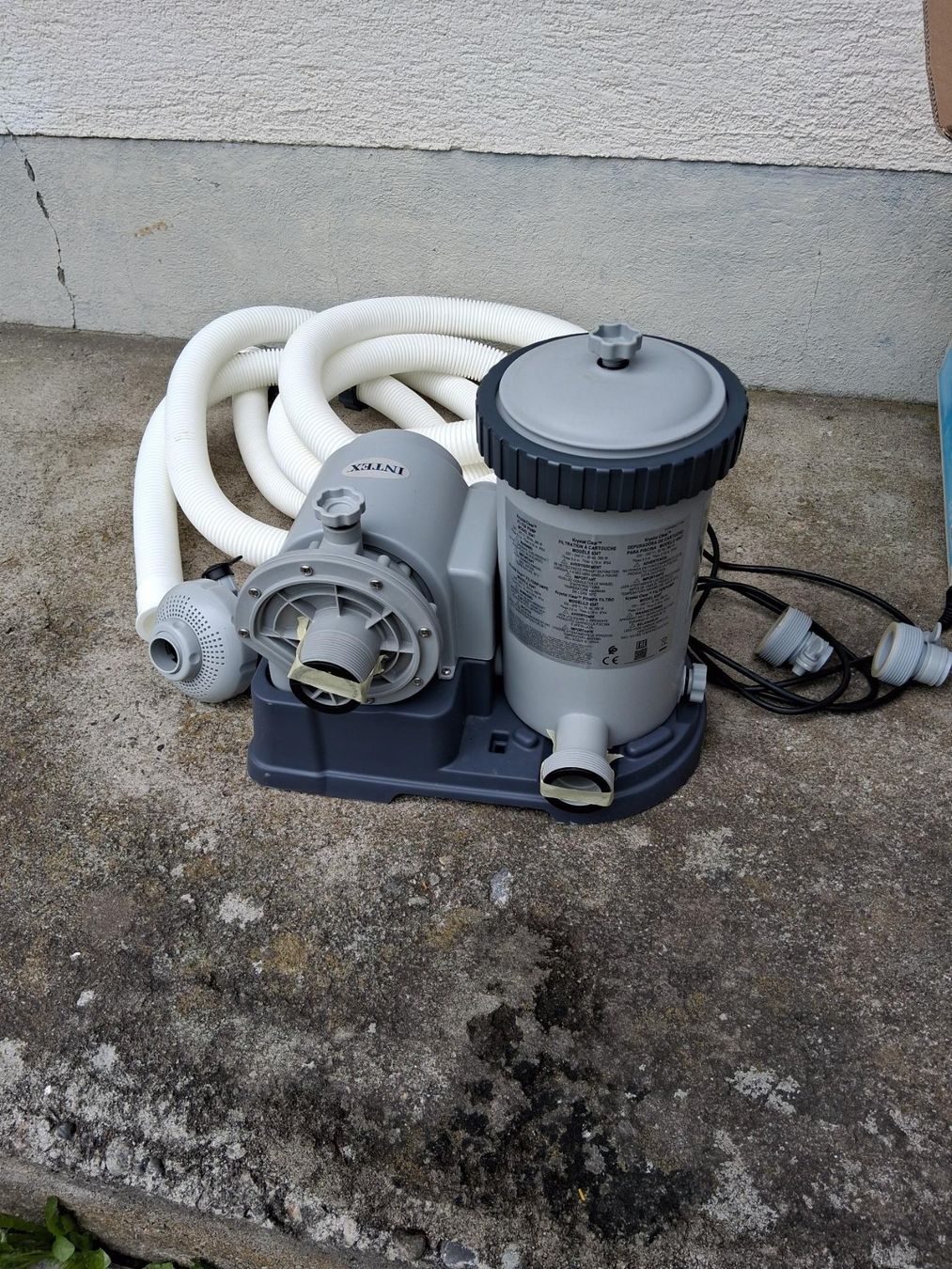 Intex Accessori per Piscine: Poolpumpe Intex ohne Filter – Usato da Grosshöchstetten venduto da Fichsli 1