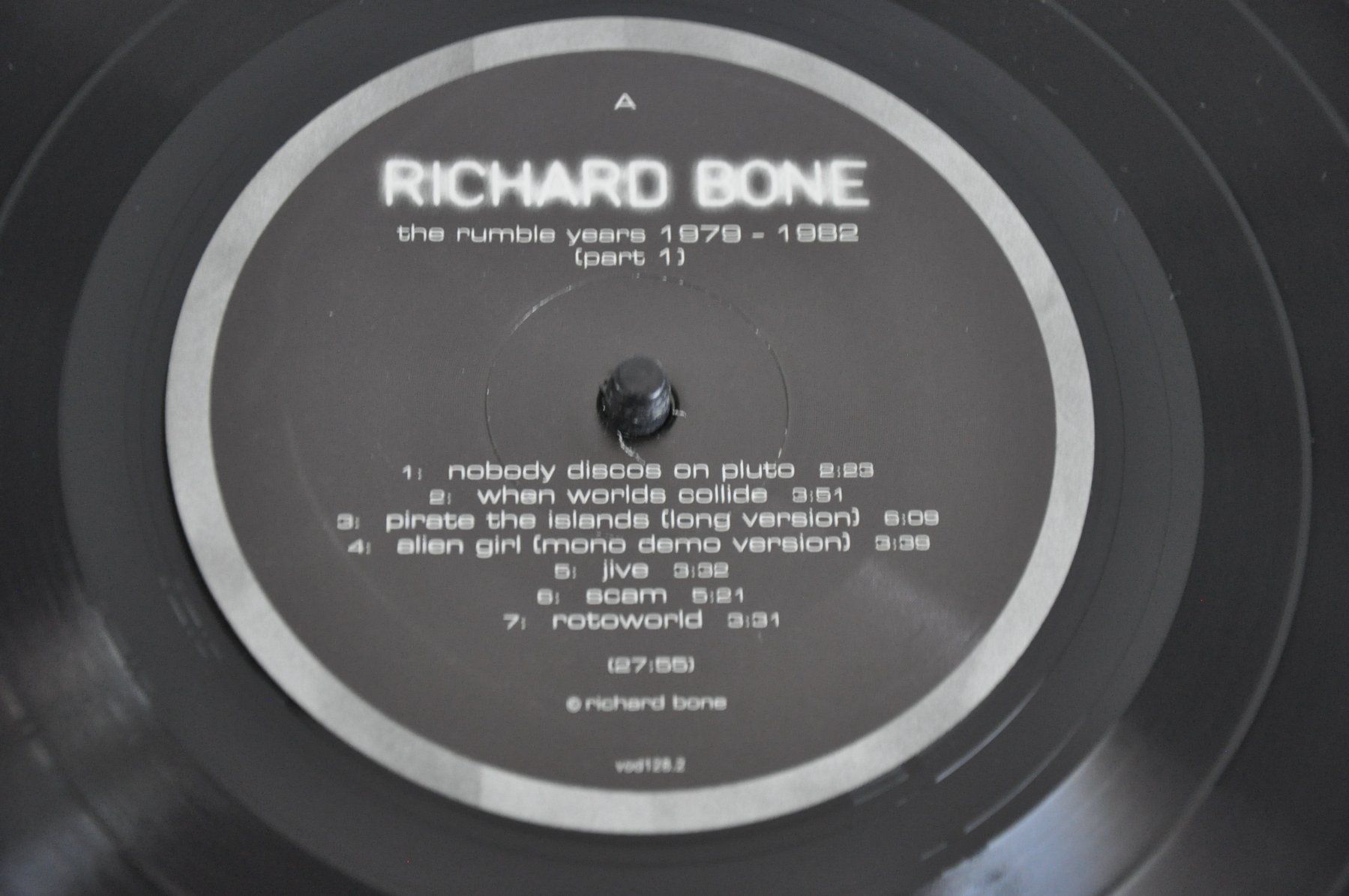 Schallplatten: RICHARD BONE BOX 3LPS + 7 VAULTED VISIONS - VINYL ON DEMAND – Neu (gemäss Beschreibung) aus Sion von jaipur1401 8