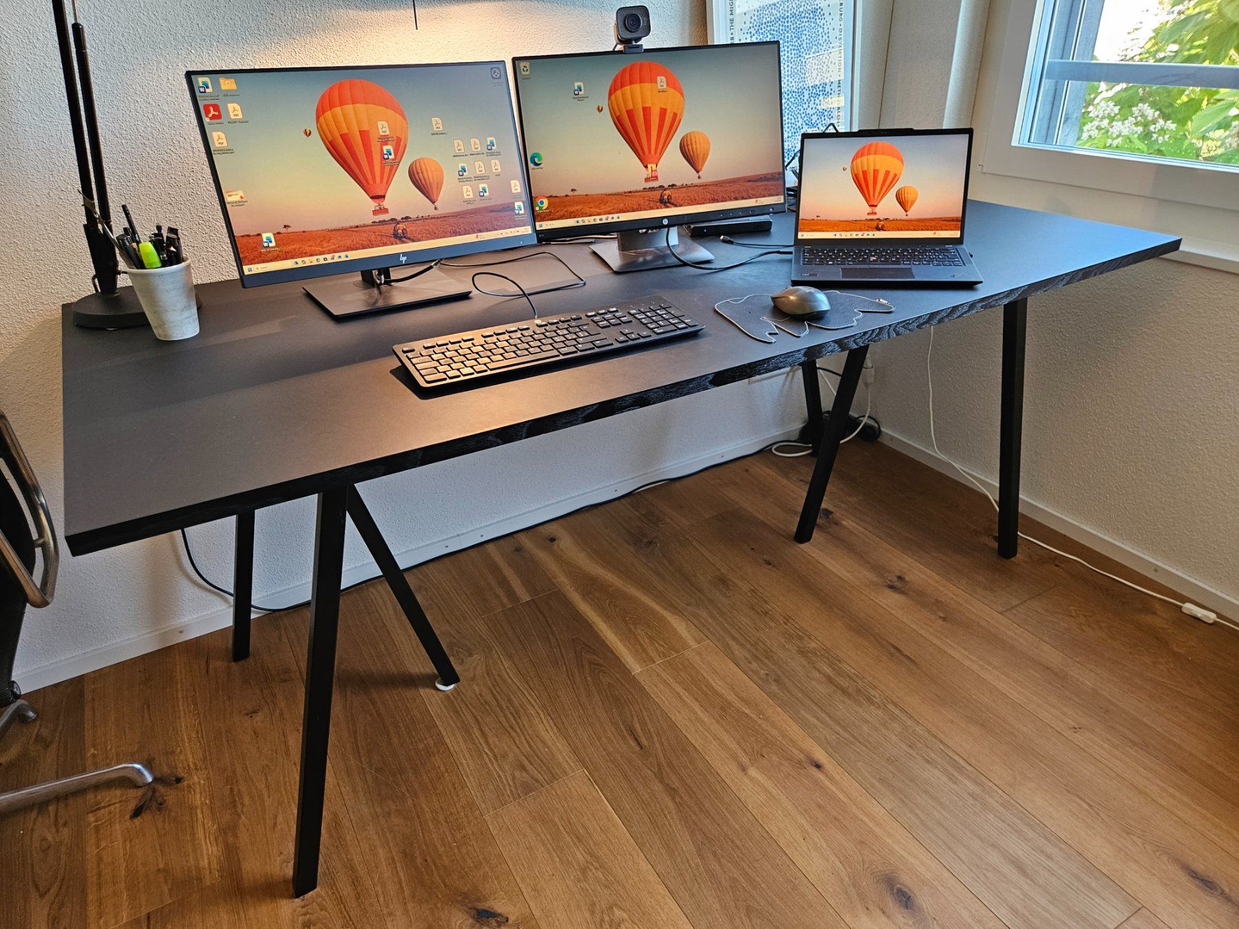 Hay Tables: HAY Loop Stand Table in schwarz – D'occasion à Lenzburg par Dawlish 1