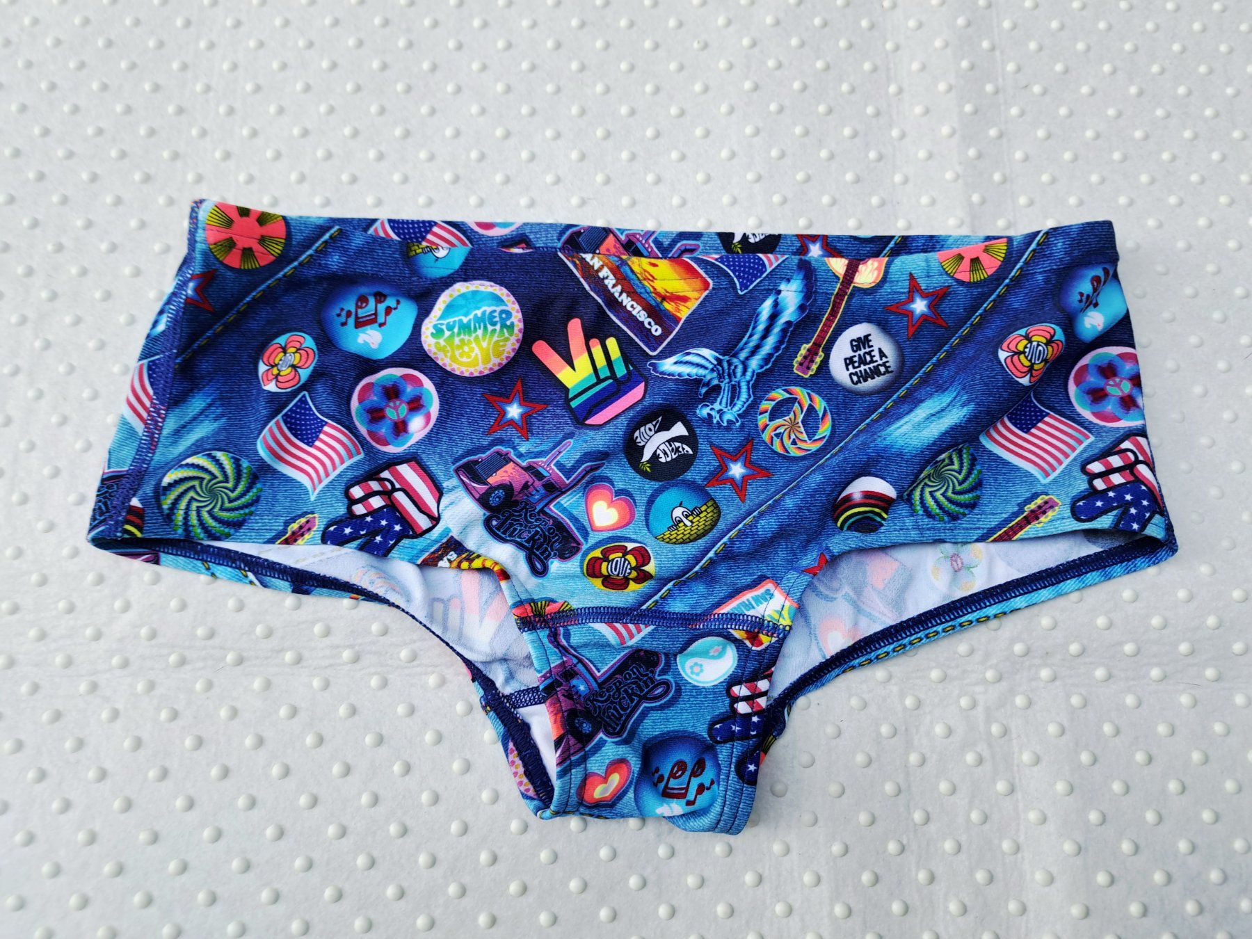 Speedo Badehosen: NEU! Coole Speedo Flipturns Badehose Gr. M – Neu und originalverpackt aus Gysenstein von joshuas81 1