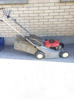 Honda RB475 Rasenmäher mit Radantrieb