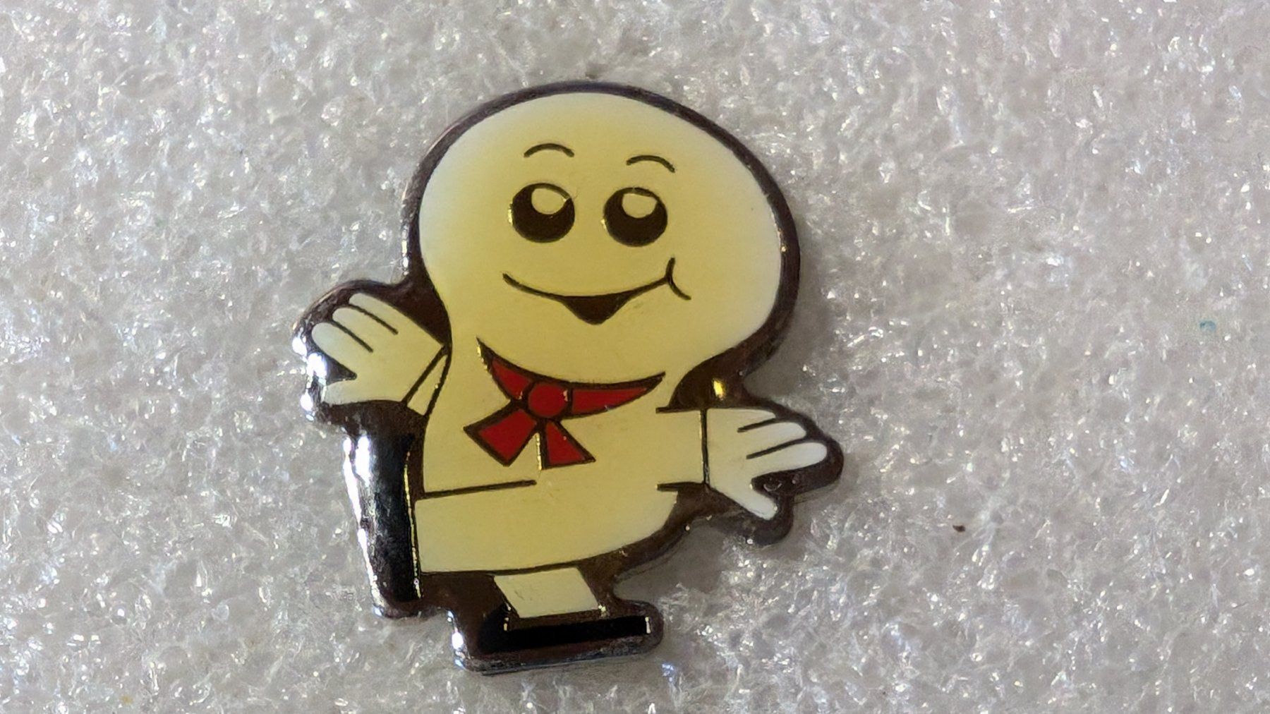 Placchette & Badge: Ansteckpin 226: Maga Bio – Usato da Oppligen venduto da Pin-Fall-Shop