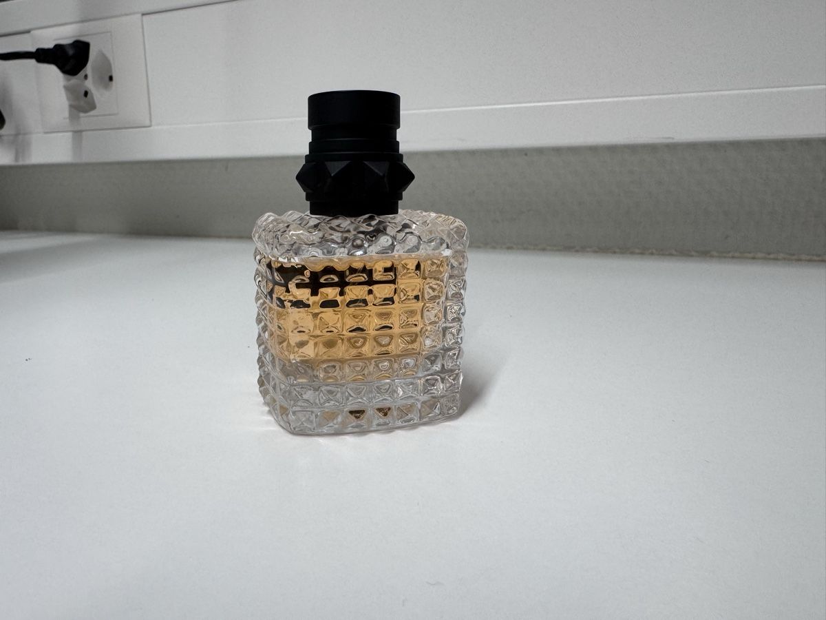 Valentino Parfum & Eau de Toilette: Valentino Donna Eau de Parfum 100ml neuwertig – Gebraucht aus Uster von sinfix 1