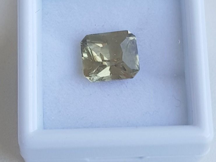 Pietre preziose: Farbwechselnder Diaspor , Csarite – Nuovo (secondo la descrizione) da Wolhusen venduto da toni079 3