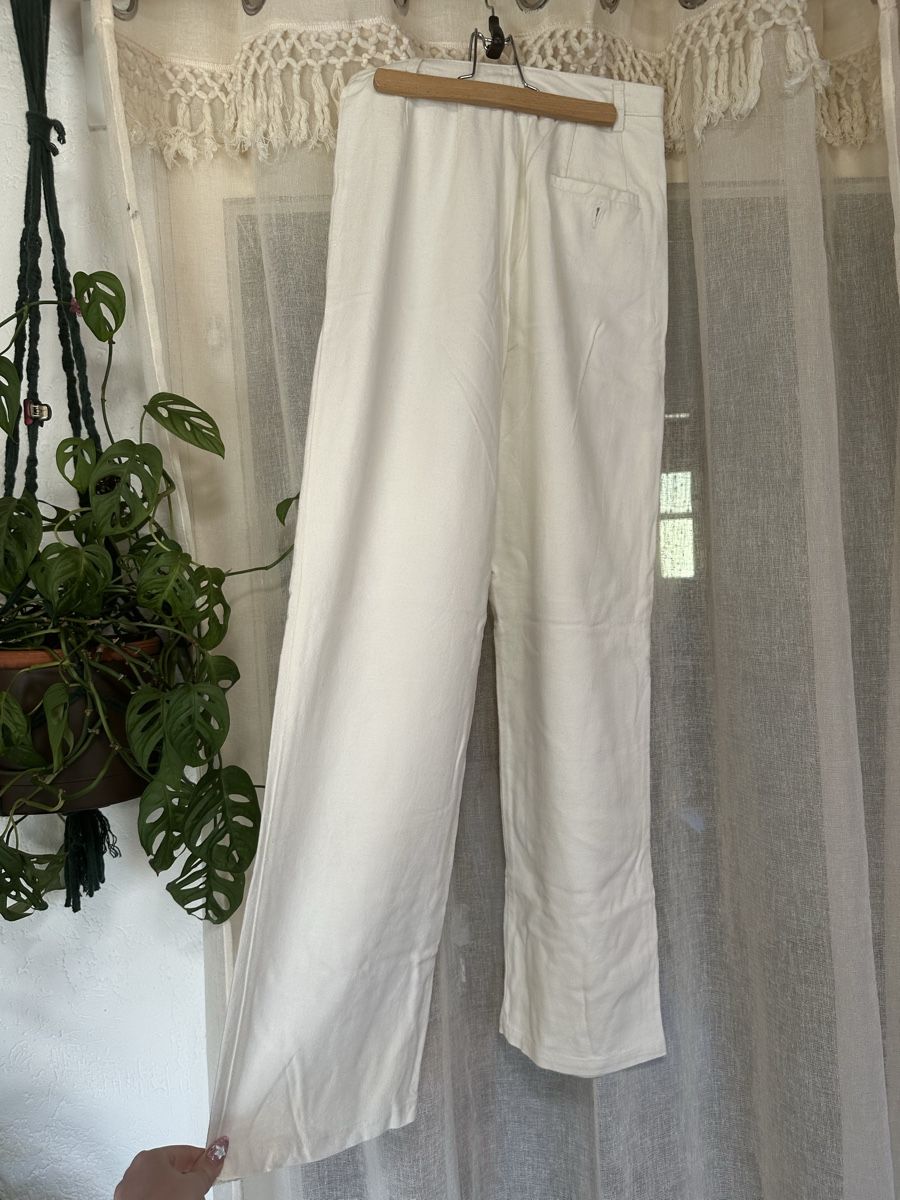 Brandy Melville Pantaloni: Pantalon Brandy Melville – Usato da Corgémont venduto da Chloesellsthings 1