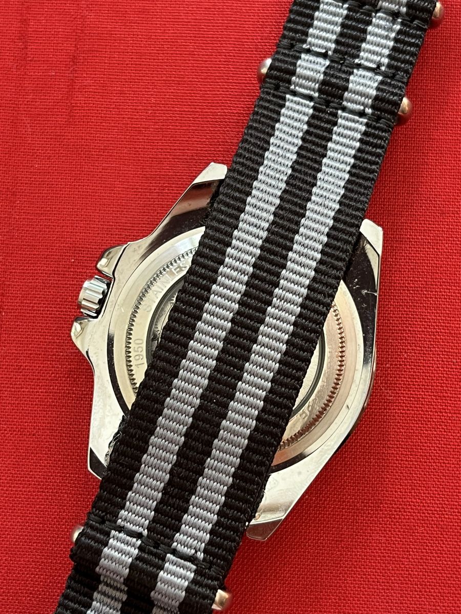 Montres: Taucher style Uhr – Défectueux à Zürich par ZurichFee 5