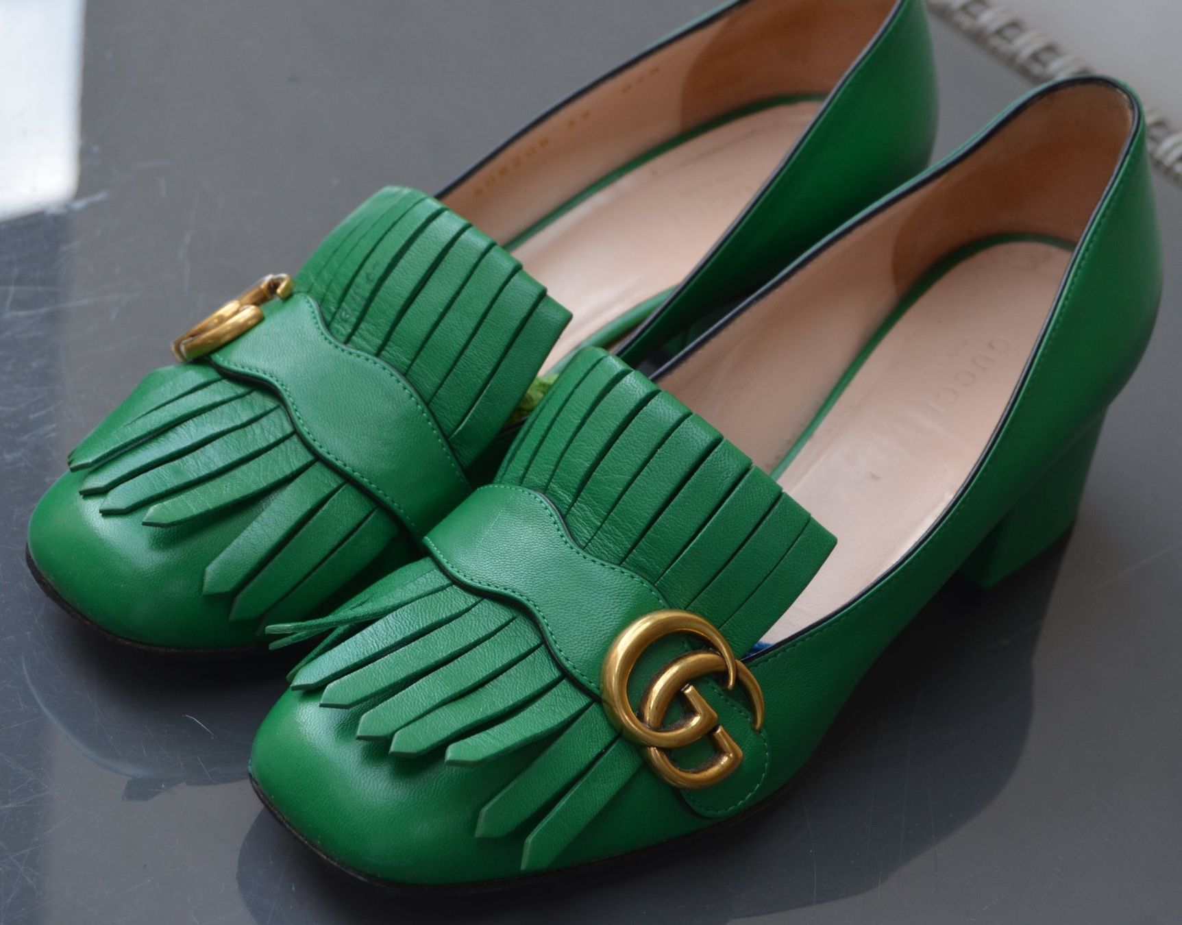 Gucci Damenschuhe: Gucci Mokassins / mocassins 39 – Gebraucht aus Collonges von Auganien 1