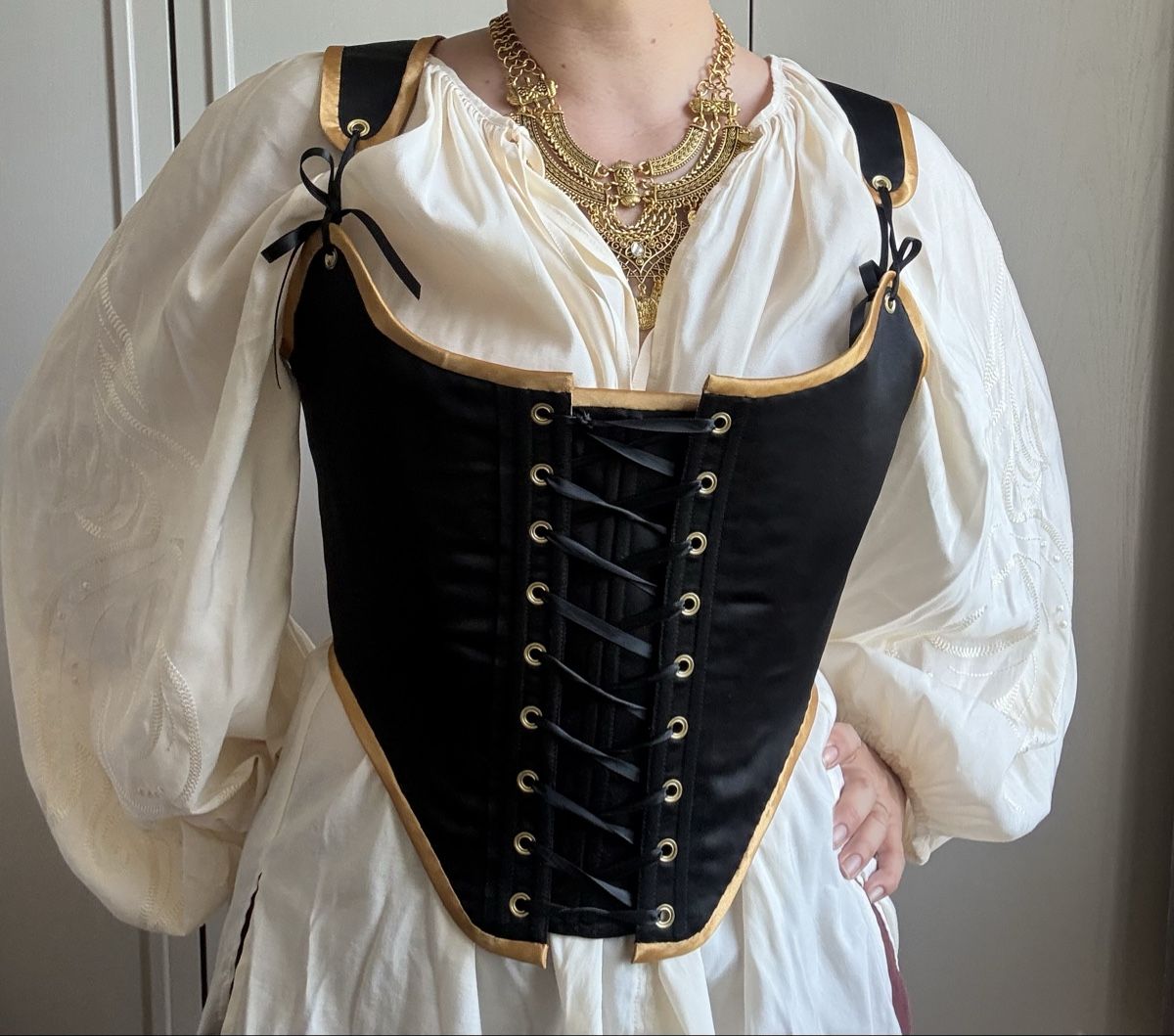 Top: Korsett Barock / Rococo  schwarz mit Gold  – Nuovo e nell'imballaggio originale da Oensingen venduto da Chicotus 5