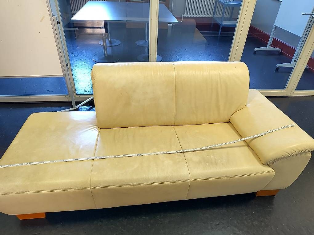 Divani: Sofa aus Leder zum Abholen  – Usato da Bern venduto da Fluethi55
