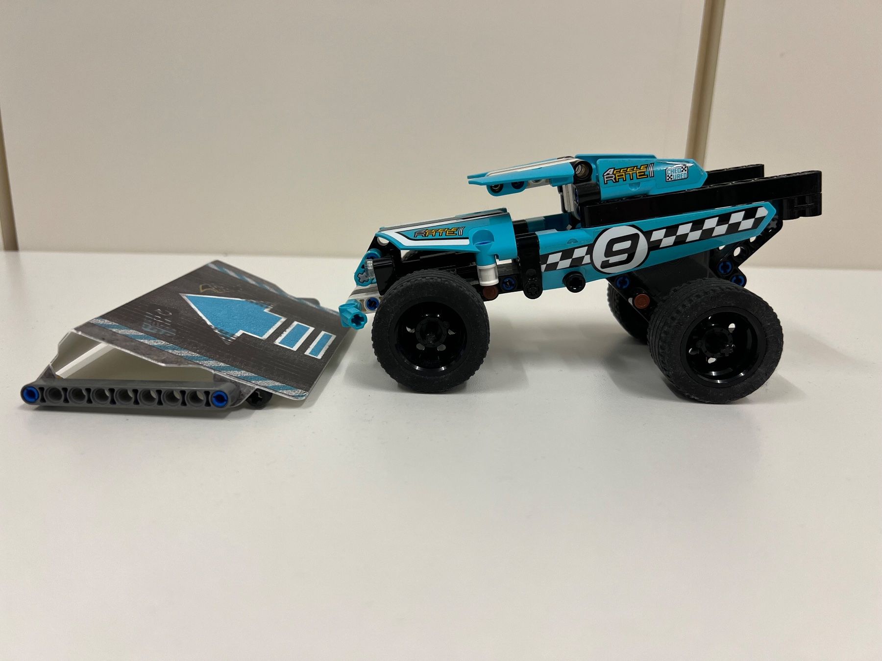 Lego Kit di costruzioni: Lego Technic Rallyeauto 42059 Top Zustand! – Usato da Bottmingen venduto da Botbas 4