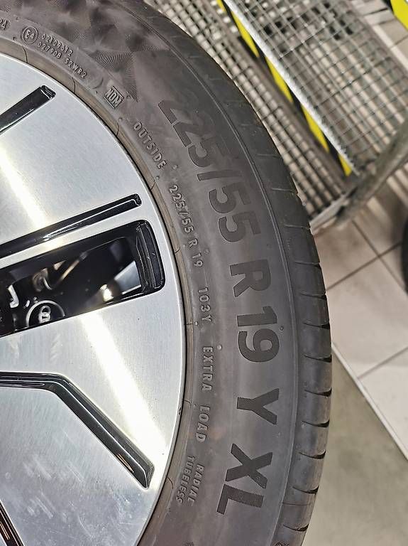 Pneus & Kompletträder: Sommerräder Audi e-tron GT – Gebraucht aus Wilen (Sarnen) von Tgan_sabn 1