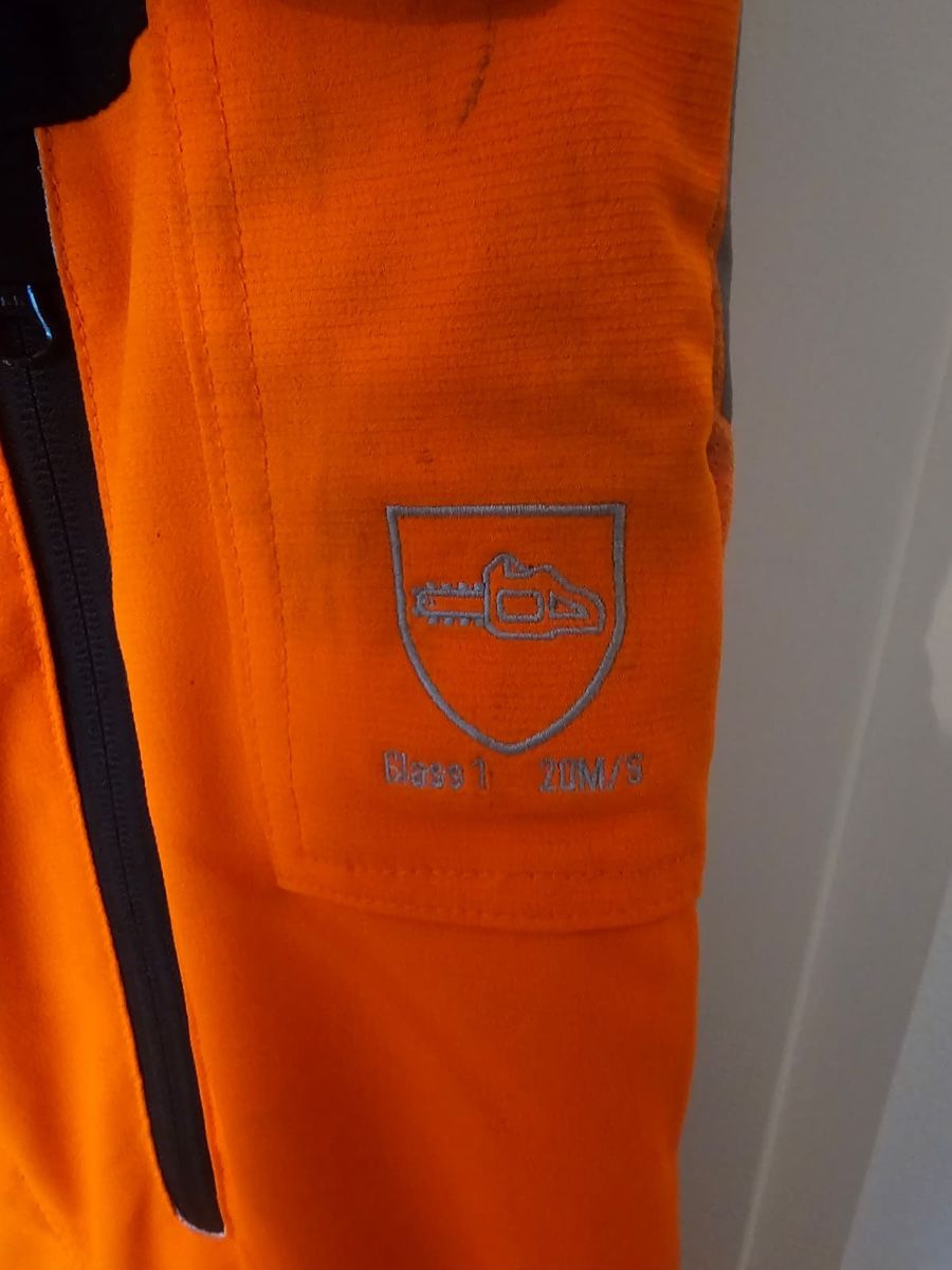 Pantaloni: Aspen Schnittschutzhose, Grösse L – Usato da Muttenz venduto da lgu25 2