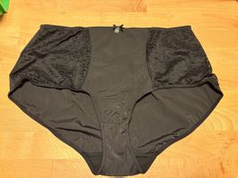 Lascala Slip, Schwarz, Gr. 46/48, Neuwertig, Spitze!