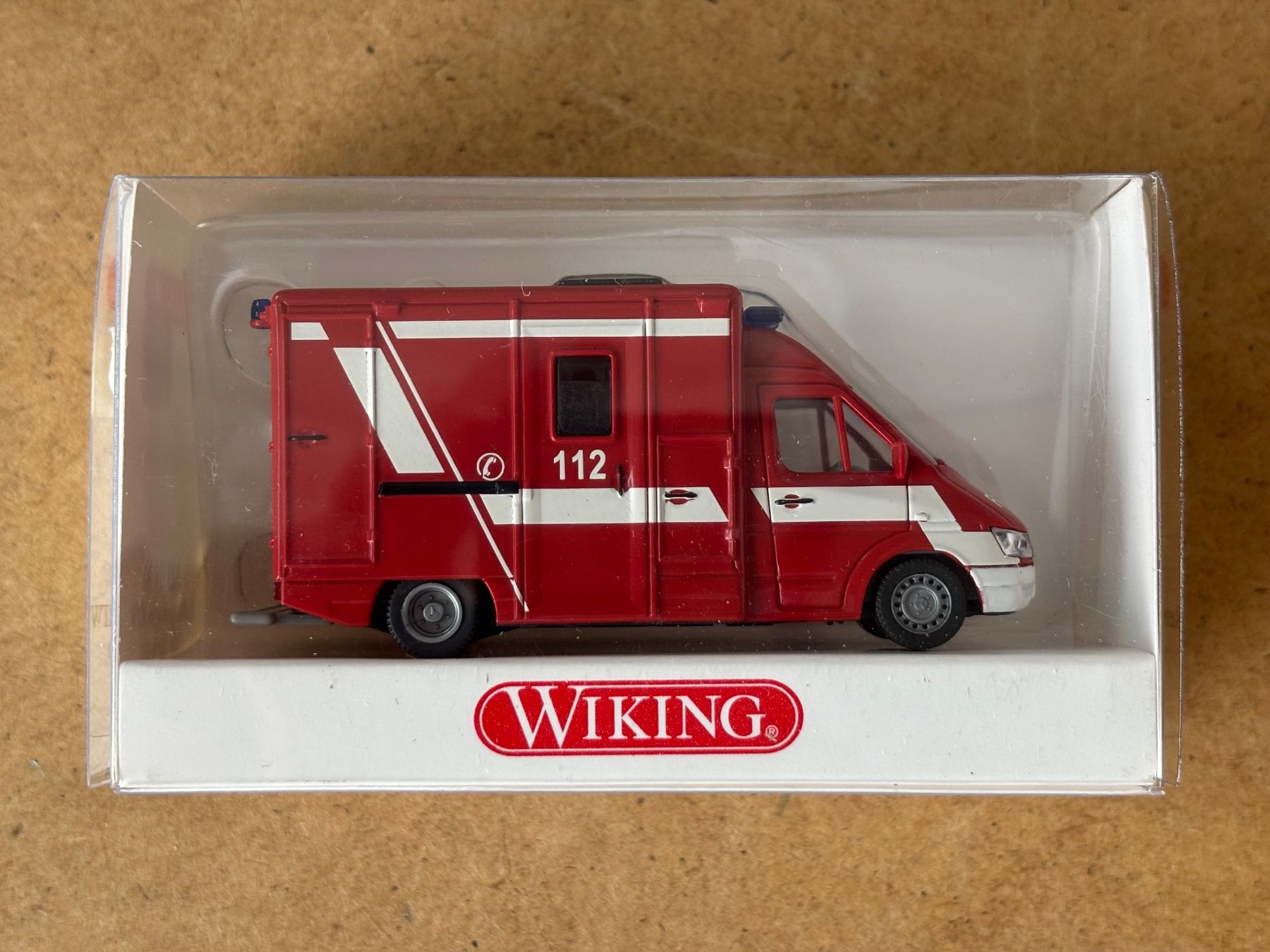 Wiking Modellini d'auto: Wiking 321 03 30 MB Sprinter – Nuovo e nell'imballaggio originale da Hauterive NE venduto da eriamch