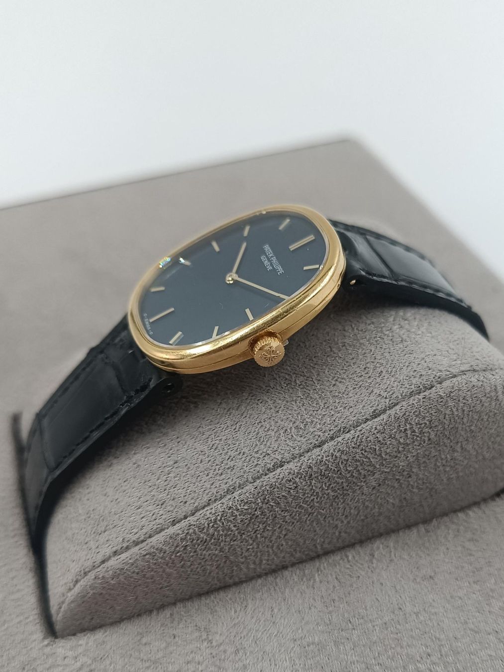 Patek Philippe Orologi: PATEK PHILIPPE "ELLIPSE" , 3648  MIT ARCHIVAUSZUG – Usato da Luzern venduto da EdiGem 3
