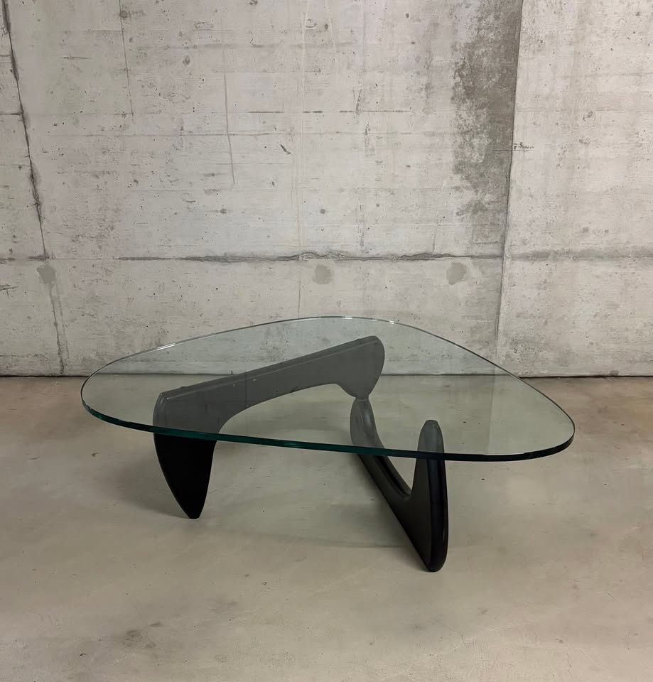 Tische: coffee table . isamu noguchi . herman miller – Gebraucht aus Allschwil von rotocker