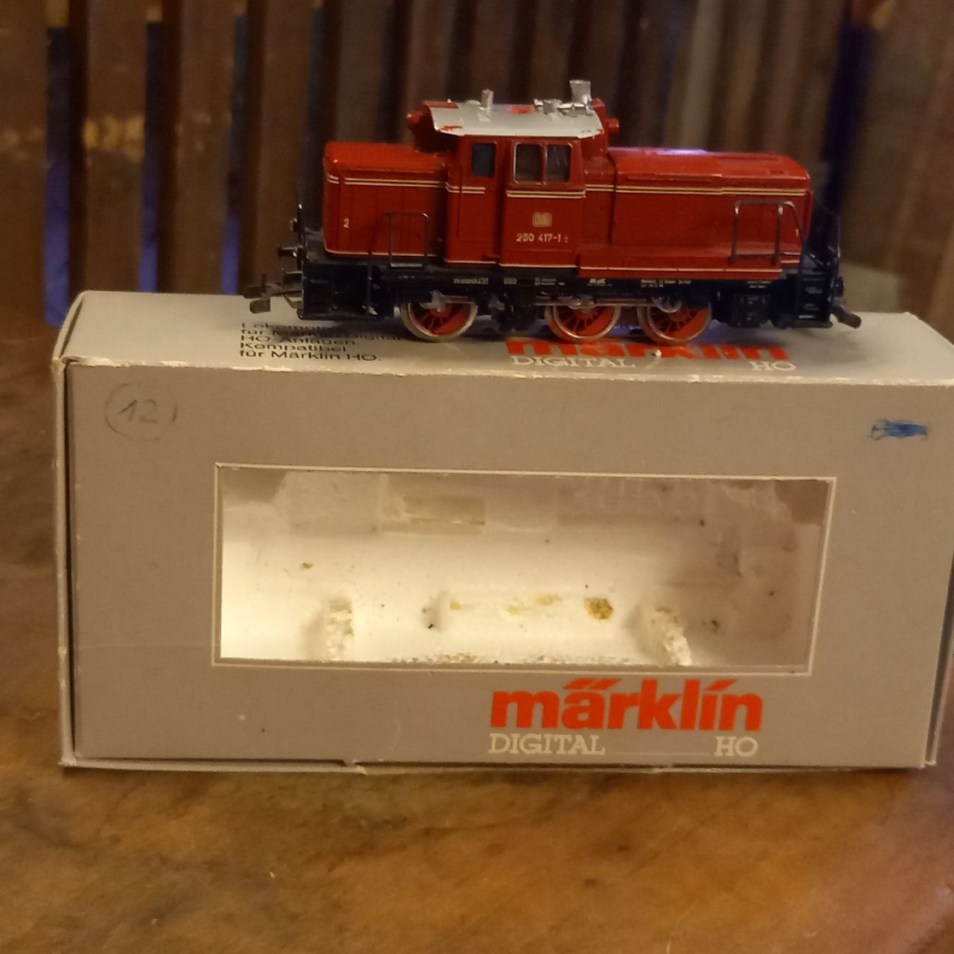 Märklin Trains électriques: Märklin HO Diesel-Lokomotive 260 417-1  mit Digitaldecoder. – D'occasion à Ottenbach par menseli251 7