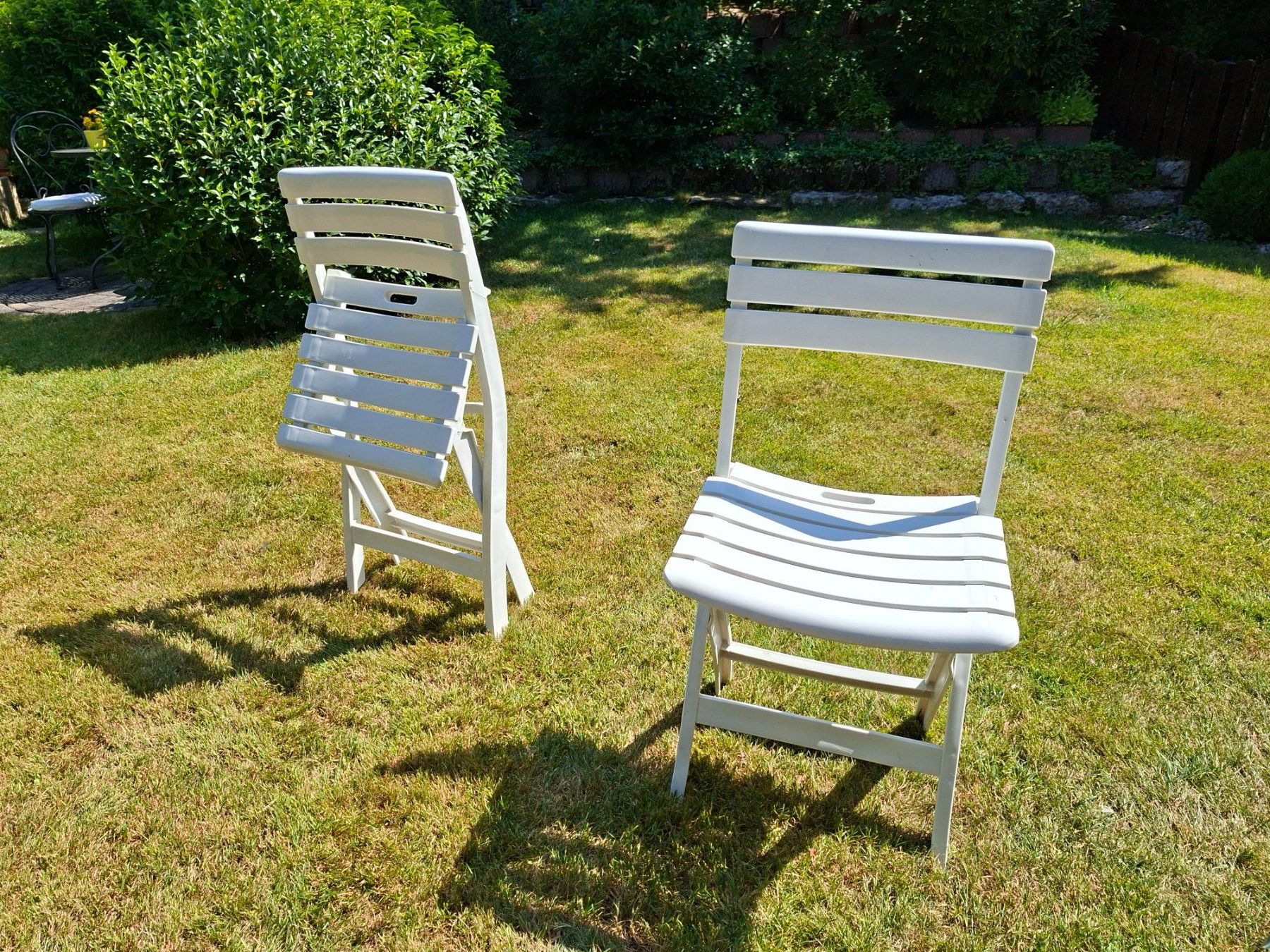 Sedie: 2 Klappstühle aus Kunststoff – Usato da Nussbaumen AG venduto da For_sale1