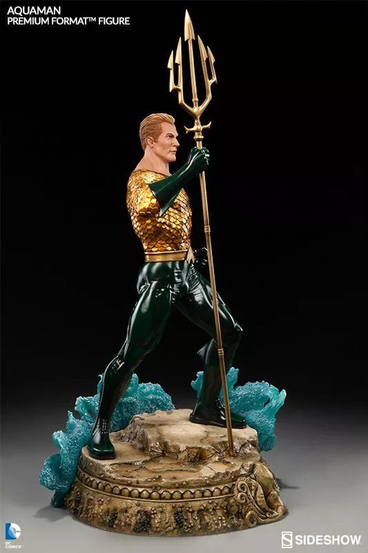 Statuette: Sideshow DC Comics Statue Premium Format Aquaman 1/4 – Usato da Oberentfelden venduto da FiguresAndGamesPlace 1
