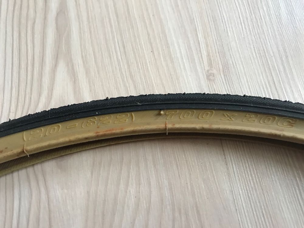 2 Copertoni ALTA 700x20c Leggeri Neri Slick + 2 Camere D'aria Presta 60mm – Set Completo Ruote Da Strada