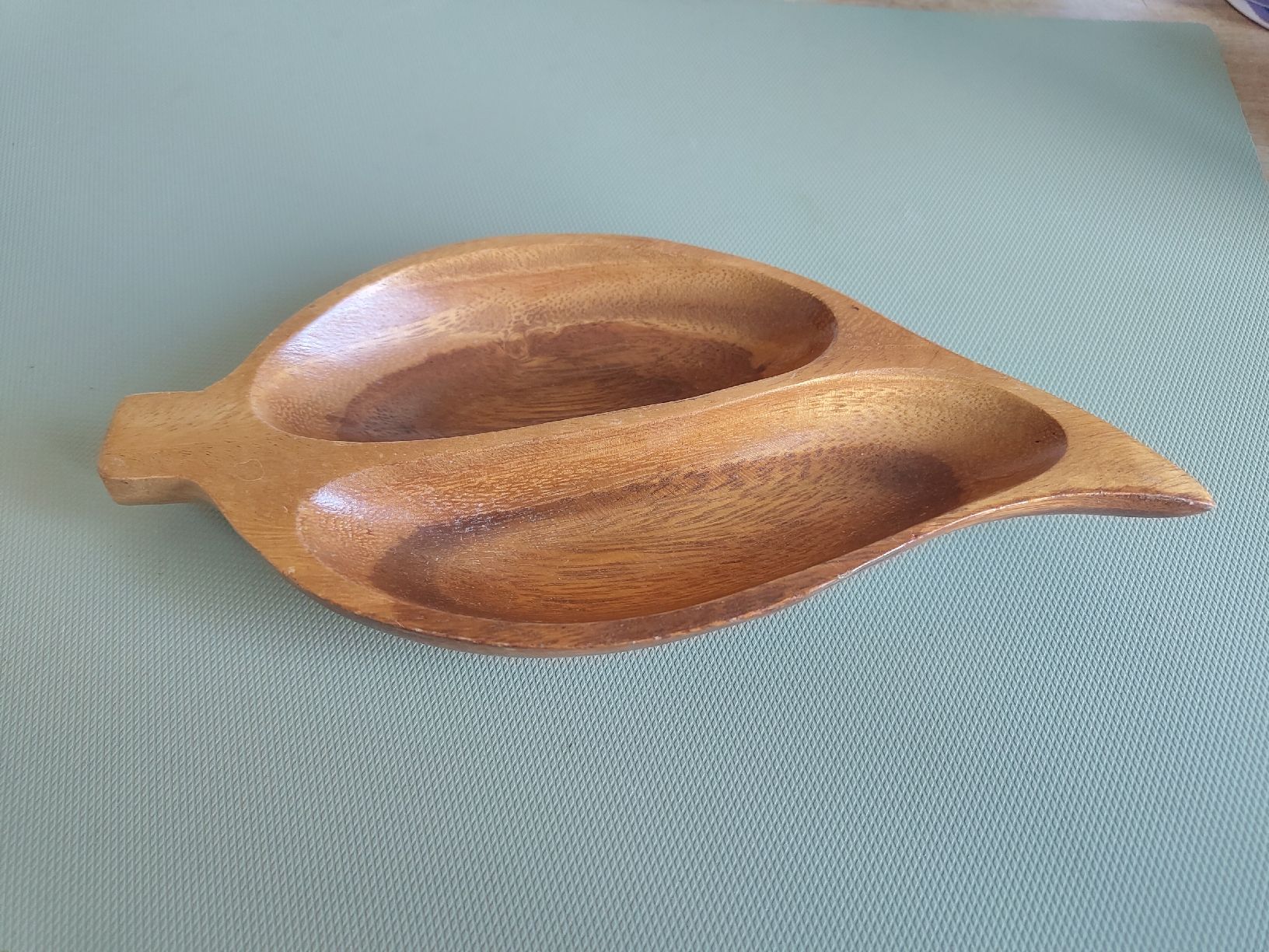 Ciotole: Vintage Monkey-Pod Schale aus Holz – Usato da Dietlikon venduto da VintageStudioZurich 1