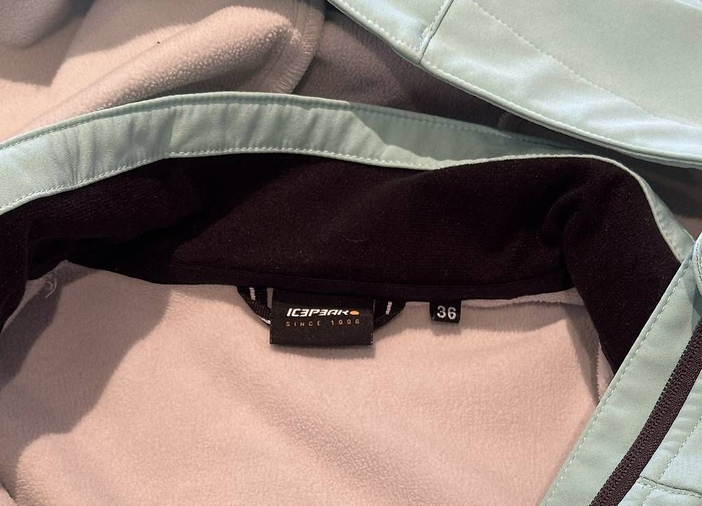 Vestes: Wind-Softshell Jacke  – D'occasion à Pieterlen par van_y77j 1