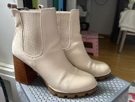 Sehr schicke Chelsea Boots in Beige, Grösse 40, Leder/Wildle