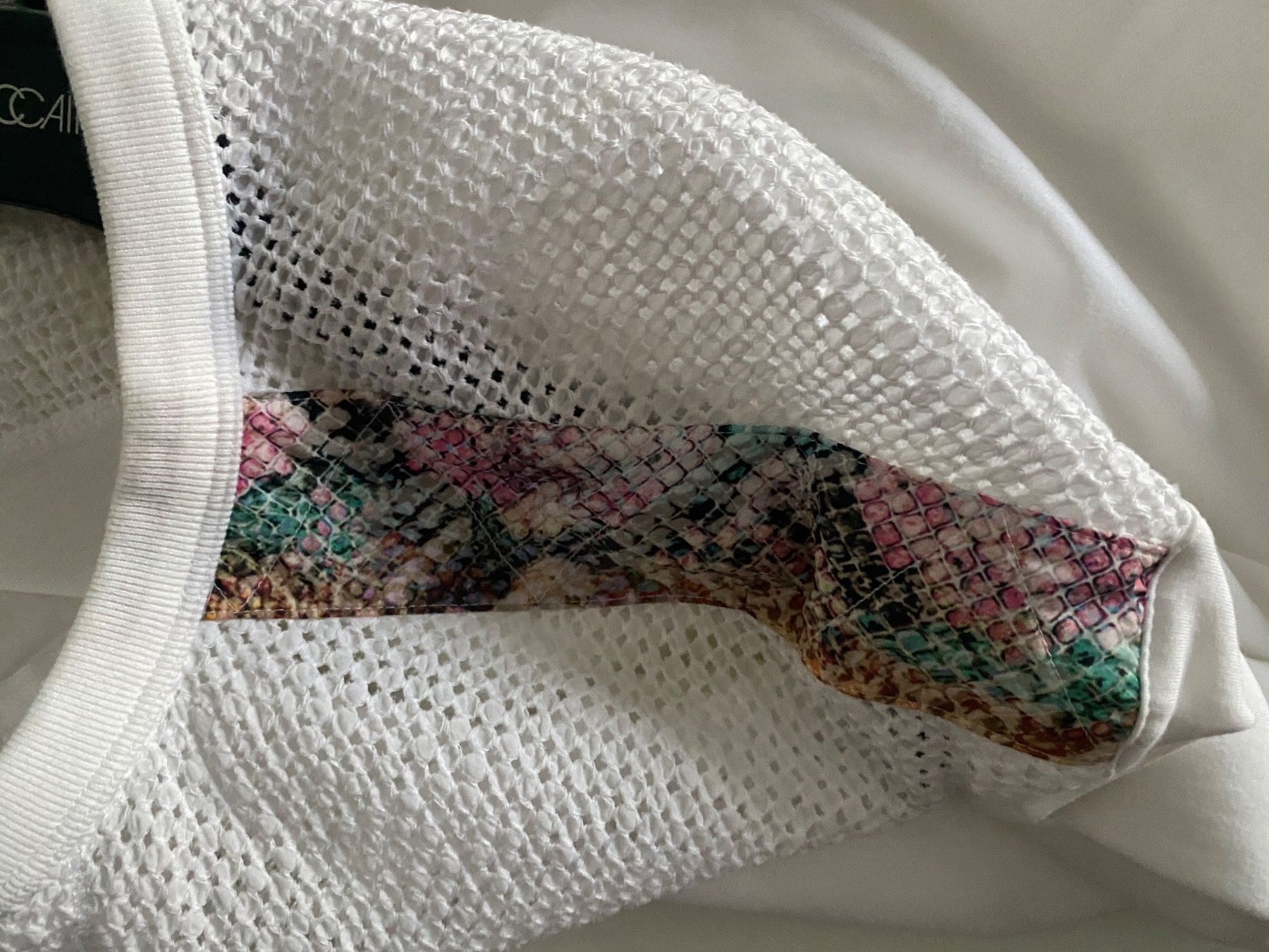 Marc Cain Maglioni & Felpe: Marccain Sweatshirt mit bändern an Schultern GR 40 – Nuovo (secondo la descrizione) da Volketswil venduto da praxis12 3