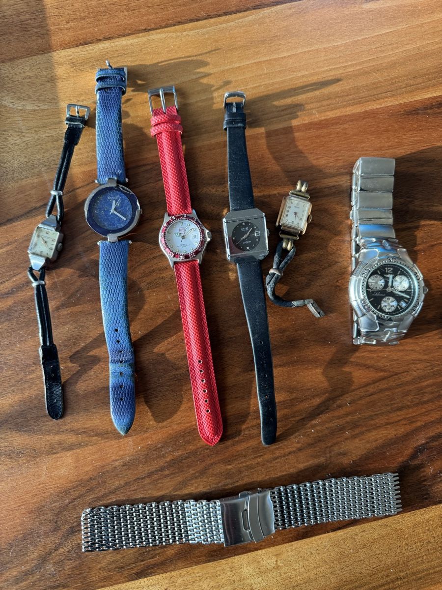 Orologi: Uhren Lot – Usato da Sursee venduto da Dersempacher