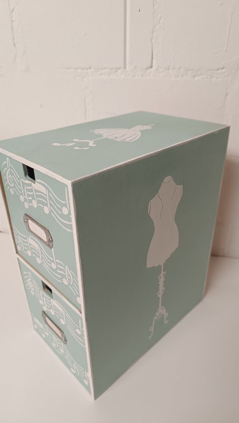 Cassettiere: Kleine Tisch Kommode shabby blau – Nuovo (secondo la descrizione) da Zürich venduto da Jul69 2