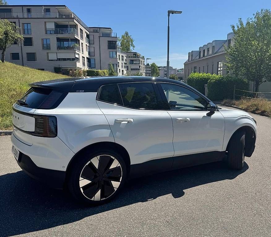 Volvo Autos: Volvo EX30 E60 ULTRA, 69kWh, Extended Range – Gebraucht aus zürich von mauromauro 4