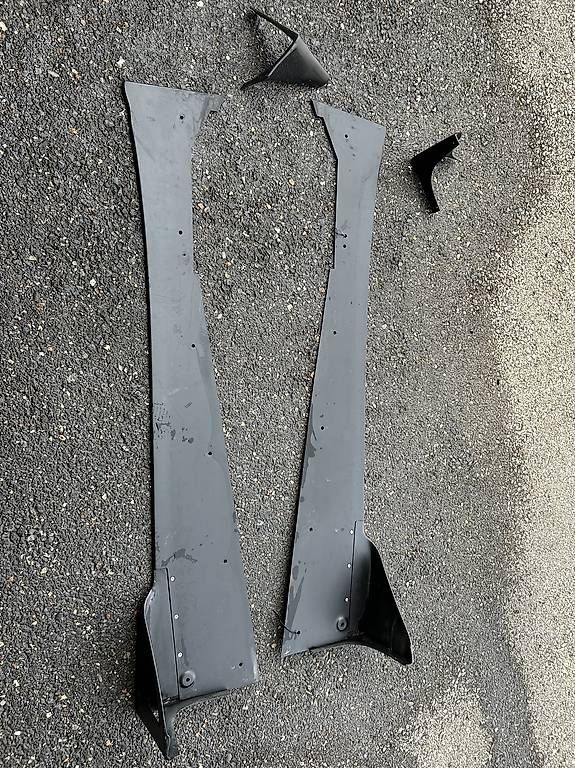 Alle Autoersatzteile: Opel Speedster Cup Side Skirts – Gebraucht aus Riva San Vitale von Flat86
