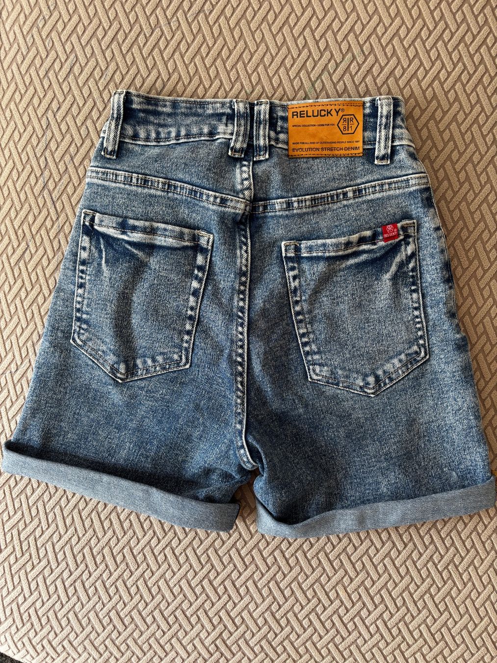 Jeans: Jeansshorts – Usato da Bern venduto da ViksiBash 2
