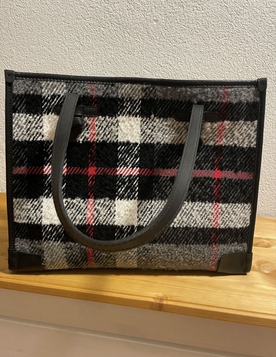 Gianni Chiarini Sacs femmes: Gianni Chiarini shopper – D'occasion à Breganzona par BlueBlue