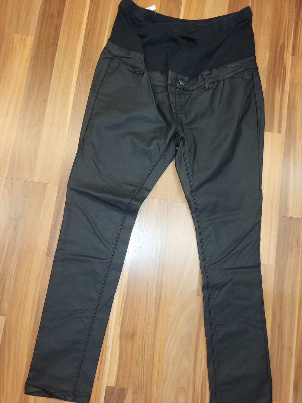 Pantaloni: Edle Umstandshose gr44 K18 – Usato da Schwarzenburg venduto da Flamingo07