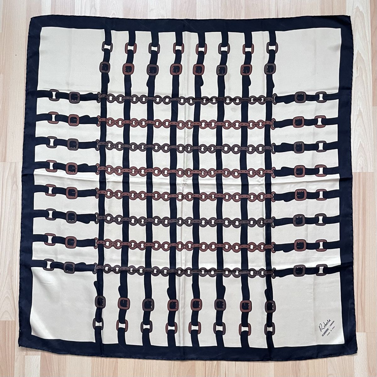 Foulards, Tücher & Schals: Carré de soie vintage – Neu (gemäss Beschreibung) aus Vuisternens-devant-Romont von ribouldog