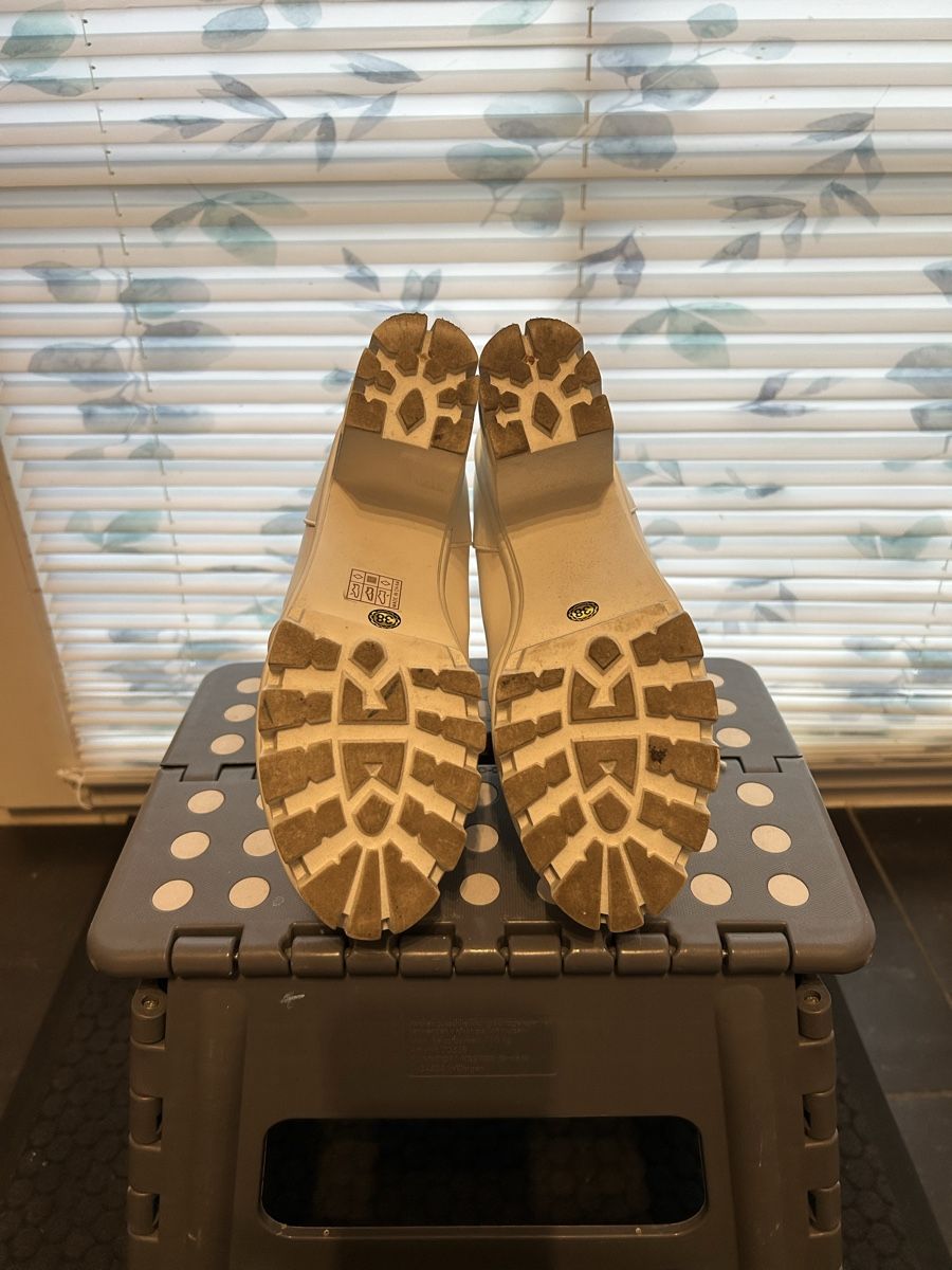Scarpe da donna: Weisse Stiefeletten mit Absatz, Grösse 38 – Usato da Zürich venduto da Zaklina 3