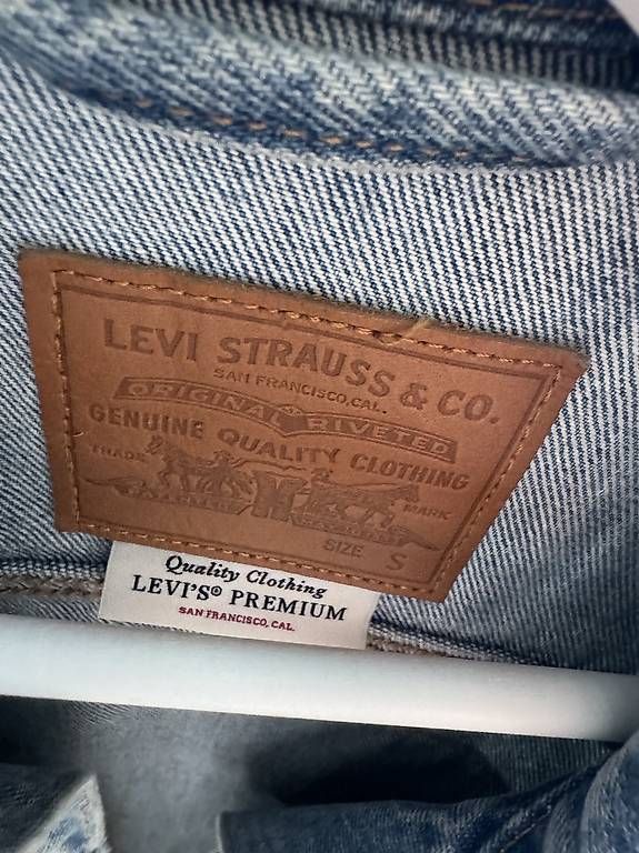Jacken: Levis Jeansjacke Damen – Gebraucht aus Rotkreuz von LoriLori 2