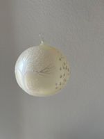 Winterszenerie Kugel in leichtem gelb/weiss, 11cm