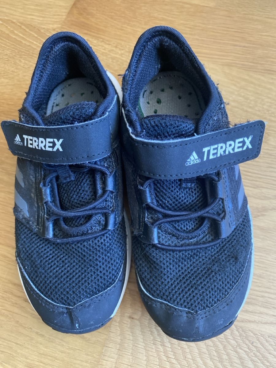 Adidas Scarpe per ragazzi: Chaussures Adidas 30 🤩 – Usato da Villeret venduto da Laloer22 2