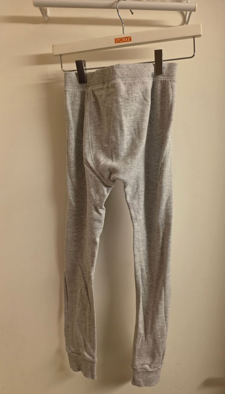 Unterwäsche: graue Thermosunterhose Gr. 140 – Gebraucht aus Zürich von Pemberleys 1