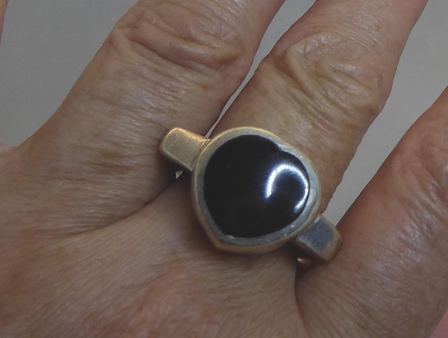 Anelli: Ring 925 Silber mit synthetischem  Stein – Usato da Muri AG venduto da Lineli2020
